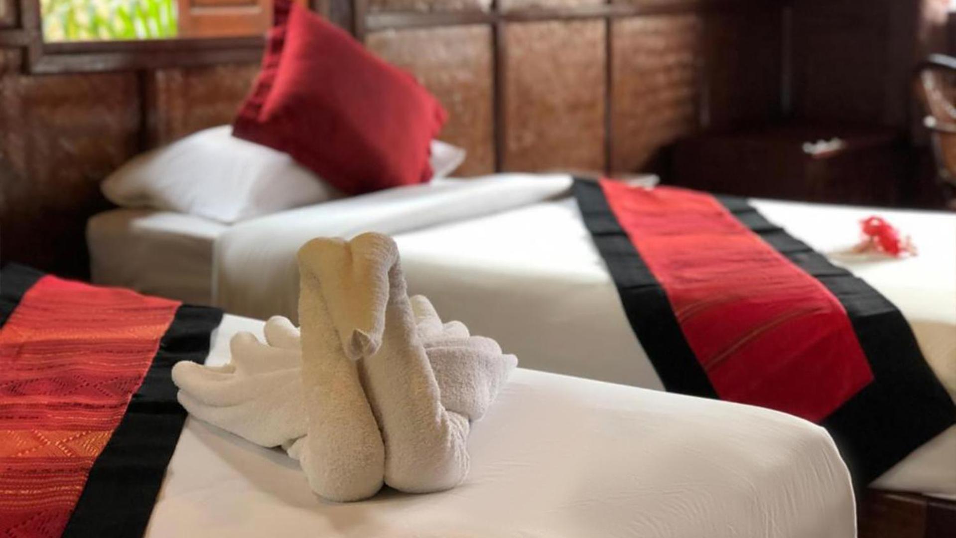 Mekong Riverside Lodge Muang Pakbèng Екстериор снимка