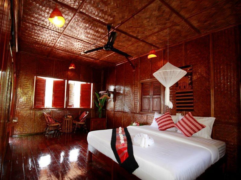 Mekong Riverside Lodge Muang Pakbèng Екстериор снимка