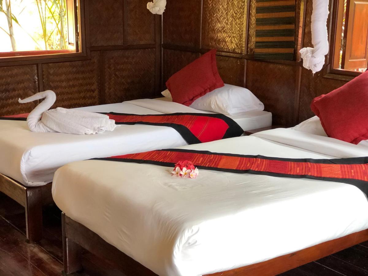 Mekong Riverside Lodge Muang Pakbèng Екстериор снимка